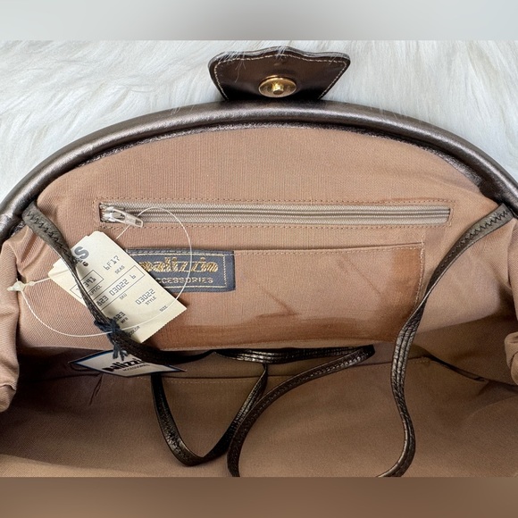 🛑 SOLD!!! 🛑 Palizzio Vintage Metallic Faux Reptile Leather Crossbody Bag - Picture 8 of 11